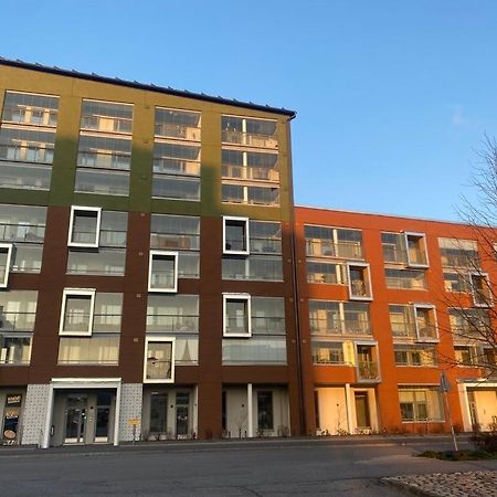 Modern One Bedroom Apartment Nearby Airport Vantaa Kültér fotó