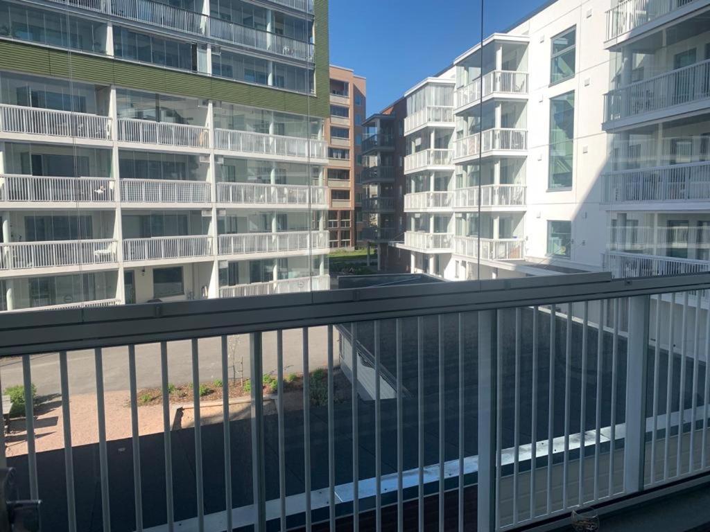 Modern One Bedroom Apartment Nearby Airport Vantaa Kültér fotó